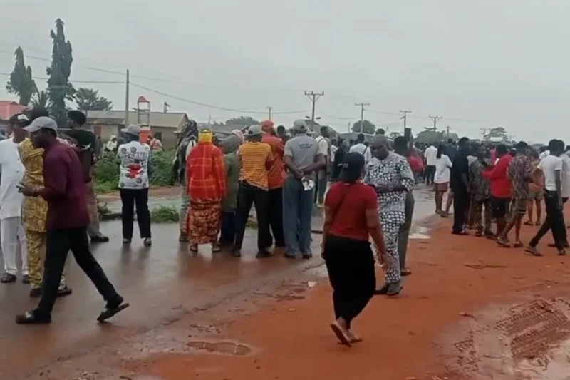 Students Shut Down Lagos–Abeokuta Expressway Over Colleague’s Killing