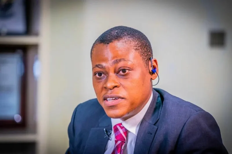 VIDEO: “What Happened to This Country?” — Rufai Oseni Recalls Nigeria’s Glory Days, Breaks Down in Tears