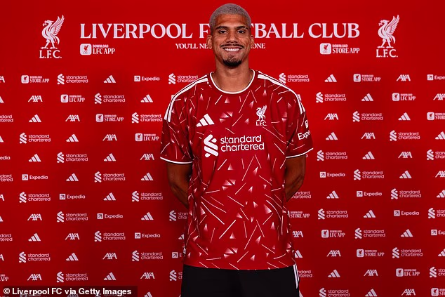 Liverpool Land Barcelona Defender Ronald Araujo On Season-Long Loan