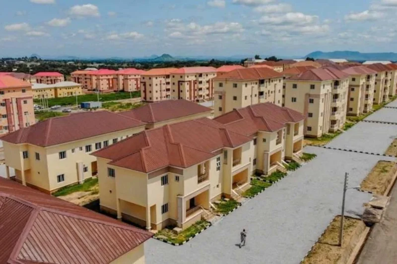FG Offers Nigerians Up To ₦50m To Build Or Buy Houses At 6% — See How To Apply
