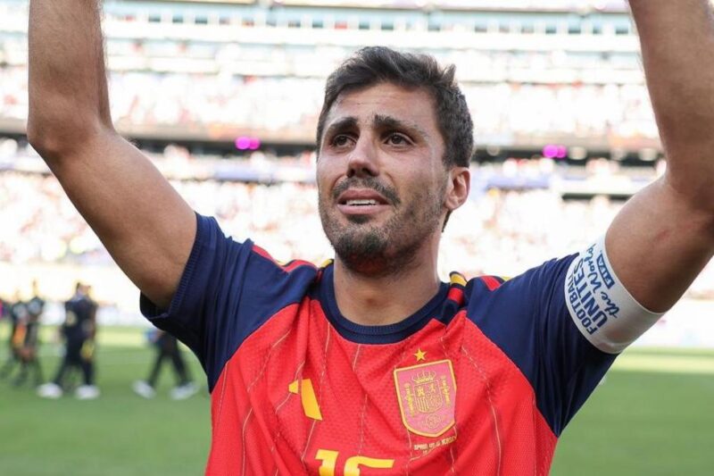 Rodri Opens Door to Barcelona as Man City Star Dodges Real Madrid Move