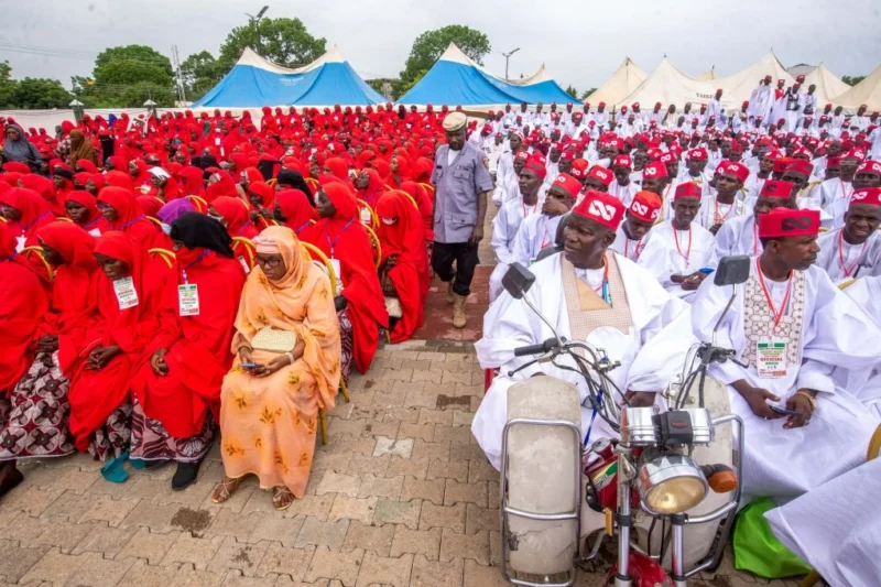 Kano Spends N1.5bn On Mass Wedding, Gives Couples Cash, Furniture