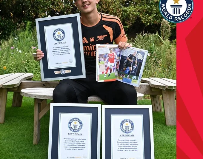 PHOTOS: Arsenal teenager Dowman sets three Guinness World Records, receives certificates