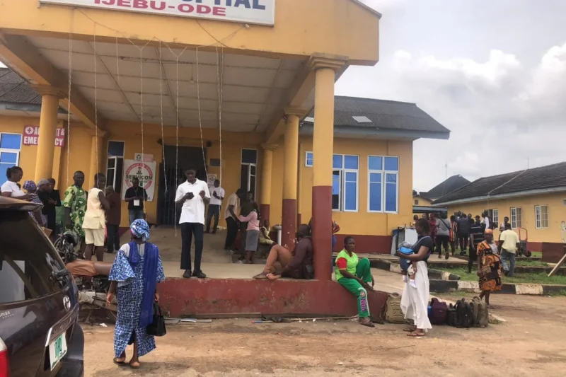 Fresh Gas Leak In Ogun Leaves Over 100 Students Hospitalised, Parents Worried