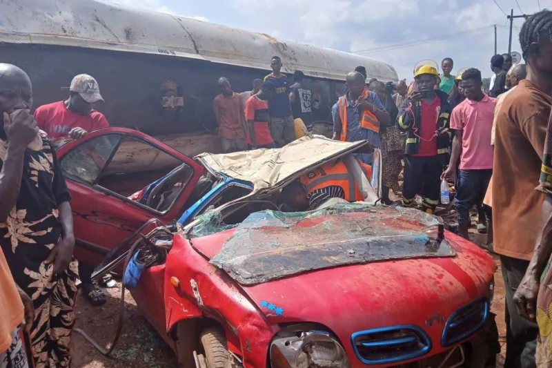 Five People Die As Fully Loaded Diesel Tanker Crashes Into Commercial Cars In Ibadan